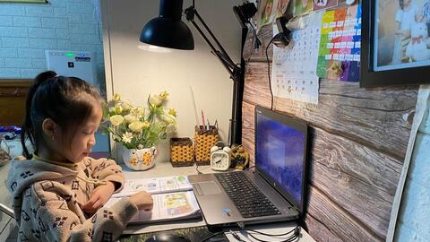 Hà Nội: Phụ huynh mong muốn tổ chức ăn bán trú khi học sinh tiểu học trở lại trường