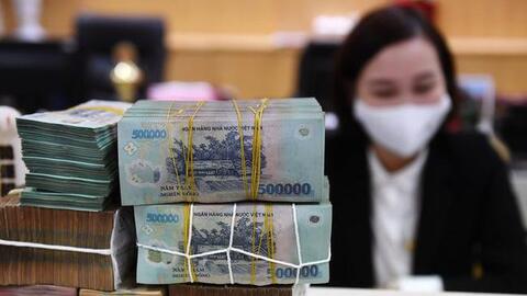 Lãi suất đồng loạt tăng, thời kỳ tiền rẻ đã qua?