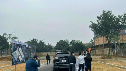 Bán đất lao vào chứng khoán, giá đất thì tăng nhưng cổ phiếu giảm nhà đầu tư lâm cảnh “tiến thoái lưỡng nan”