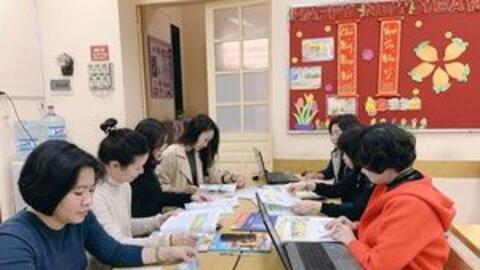 Hà Nội chọn sách giáo khoa lớp 7, lớp 10 từ nhiều bộ sách