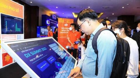 Hợp lực chuyển đổi số để phát triển kinh tế số