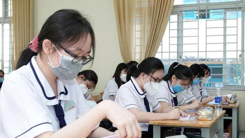 Ôn thi tốt nghiệp THPT: Làm sao để chắc kiến thức, vững kĩ năng?