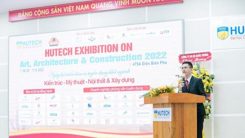 HUTECH tổ chức ngày hội triển lãm công nghệ và tuyển dụng năm 2022