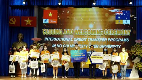 Trường ĐH Mở TPHCM: Sinh viên chương trình liên kết chuẩn bị sang Úc học tiếp