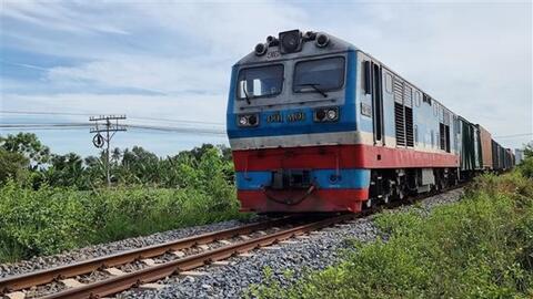 Khuyến khích xuất khẩu hàng nông sản chính ngạch trên các tuyến đường sắt