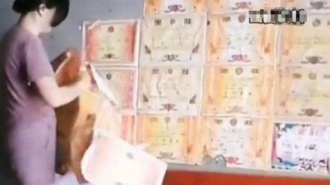 Con thi trượt cấp 3 trường điểm, cách hành xử của cha mẹ nhận về 'cơn mưa' tranh cãi