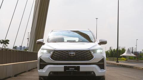 Đại lý báo Toyota Innova 2024 đã về Việt Nam, sắp ra mắt với 2 cấu hình truyền động, giá có thể tới 1,1 tỷ