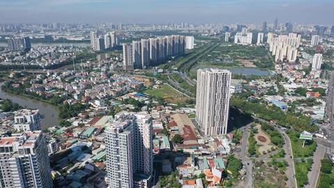 Doanh nghiệp bất động sản ‘rầm rộ’ huy động vốn