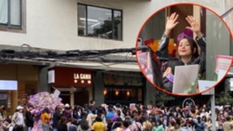 Quán phở của Chi Pu: Ngày khai trương đông nghịt khách bất chấp trời mưa