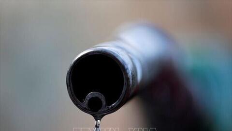 Dầu tăng giá tuần thứ hai liên tiếp do nhiều yếu tố