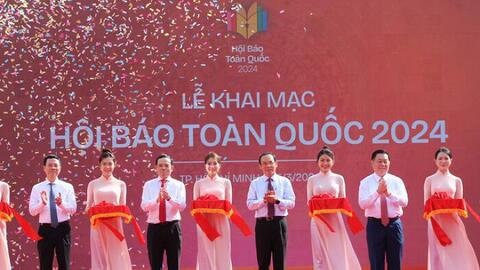 Khai mạc hội Báo toàn quốc 2024, 'hoa trăm miền' tề tựu tại Thành phố mang tên Bác