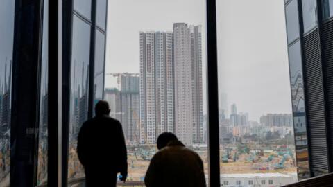 NĐT Trung Quốc đại lục đổ xô vào bất động sản Hồng Kông sau khi bãi bỏ thuế trước bạ