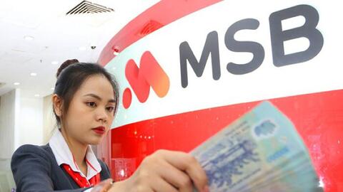 Nhiều ngân hàng 'nối gót' nhau tăng lãi suất huy động