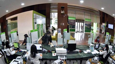 Áp lực nợ xấu tiếp tục gia tăng