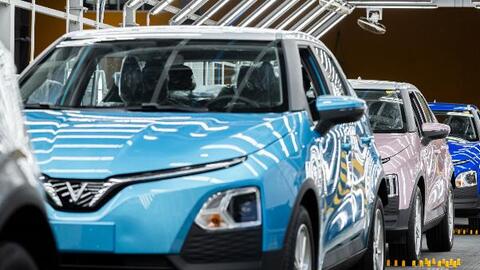 VinFast bàn giao hơn 11.000 xe trong tháng 10, vươn lên chiếm thị phần số 1 tại Việt Nam