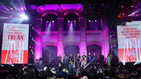 “Bản hòa ca tri ân“- Tôn vinh ngày nhà giáo Việt Nam