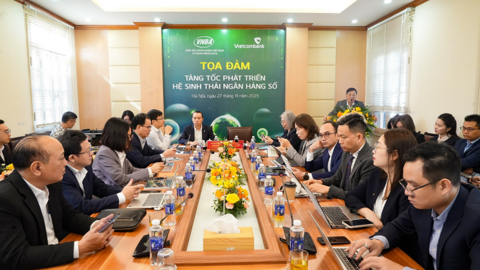 Vietcombank tăng tốc phát triển hệ sinh thái ngân hàng số