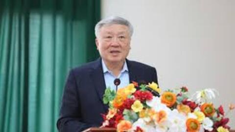 Phó Thủ tướng Thường trực Chính phủ Nguyễn Hòa Bình tiếp xúc cử tri tại Bắc Ninh