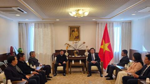 Bộ trưởng Nguyễn Văn Thắng thăm và làm việc với Đại sứ quán Việt Nam tại Nhật Bản