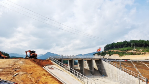 Điểm tựa vững chắc để nền kinh tế bước vào chu kỳ tăng trưởng cao