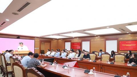 Lan tỏa thành tựu 5 năm, tạo khí thế thực hiện Nghị quyết Đại hội XIV của Đảng