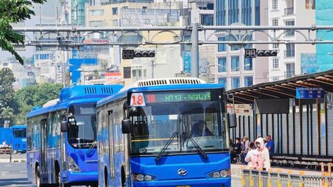TP. Hồ Chí Minh: Nhận diện nguyên nhân người dân "lười" đi xe buýt