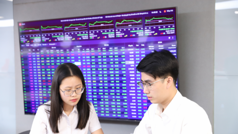 Chứng khoán tháng 6 bước vào giai đoạn "thử lửa"