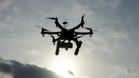 Thả diều, bay drone tại khu vực sân bay Nội Bài, Cát bi khiến hàng chục chuyến bay bị ảnh hưởng
