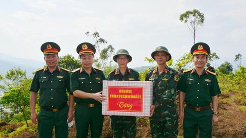 Củng cố 'thế trận lòng dân' từ các hoạt động tri ân