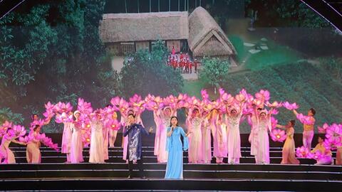 Ấn tượng và nghĩa tình trong chương trình “Từ Làng Sen đến Thành phố Hồ Chí Minh”