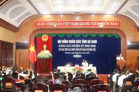 Hà Nam thông qua 14 nghị quyết quan trọng liên quan đến lĩnh vực tài chính - đầu tư