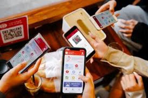 Hạn mức giao dịch qua Mobile Money có thể tăng lên 100 triệu đồng/tháng
