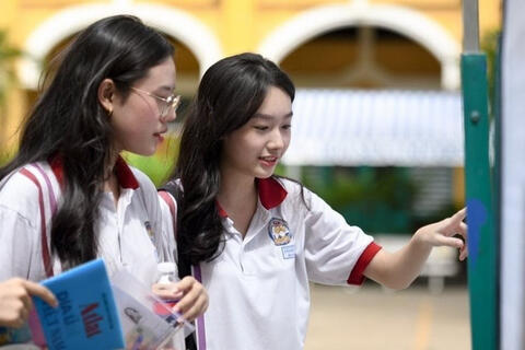 Cẩn trọng với điểm sàn thấp