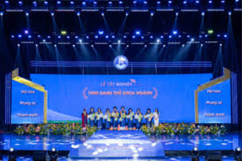 Trường Đại học Văn Hiến kết nối hơn 4.000 vị trí việc làm cho tân khoa