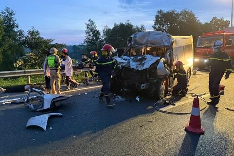 Tổng kiểm tra, kiểm soát xe ô tô khách trên 9 tuyến cao tốc