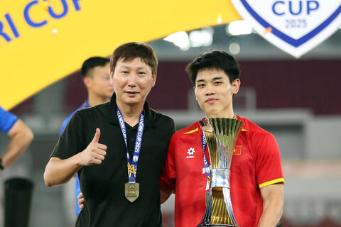 Nguyễn Đình Bắc: Thắng một cuộc đua khác