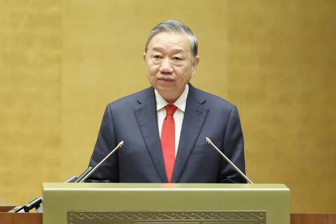 Hai “điểm tựa” cho kỷ nguyên mới: Kinh tế nhà nước vững mạnh, văn hóa soi đường phát triển