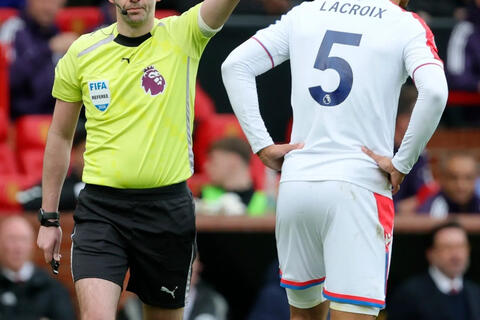 Man Utd trả giá đắt cho vị trí thứ ba Ngoại hạng Anh