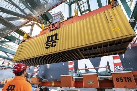 Kinh tế Việt Nam trước cú sốc giá dầu từ xung đột Trung Đông