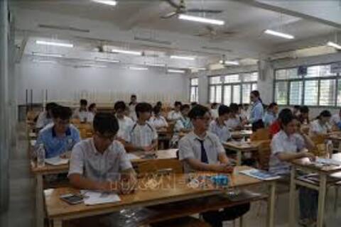 Hơn 137.000 thí sinh thi đánh giá năng lực để tranh suất vào đại học