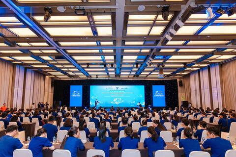 Long Châu hợp lực cùng Sandoz, Hội Hô hấp TP.HCM nâng cao nhận thức cộng đồng về sử dụng kháng sinh