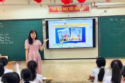 'Đòn bẩy' đưa tiếng Anh thành ngôn ngữ thứ hai