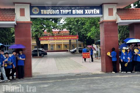 Phú Thọ: Hiệu trưởng trở lại làm giáo viên là thể hiện tình yêu nghề