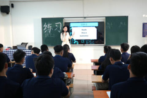 Quản trị trường học trước quy mô mới