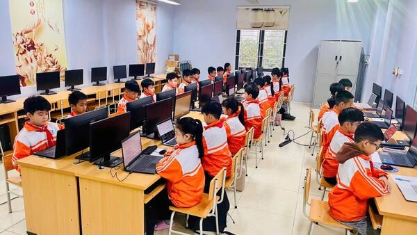 Thành lập gần 1.000 hội đồng thi Violympic Quốc gia 2025 trên toàn quốc
