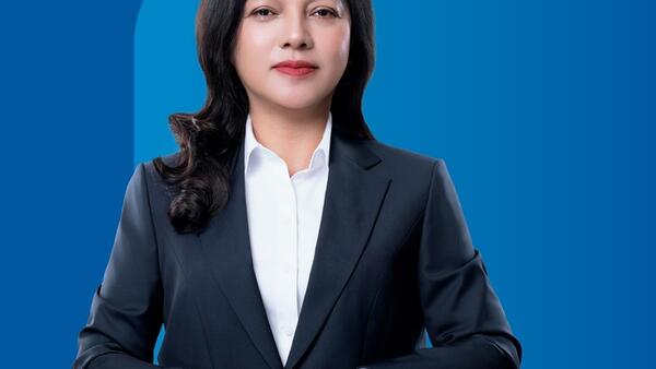 Bà Nguyễn Đức Thạch Diễm thôi làm tổng giám đốc Sacombank