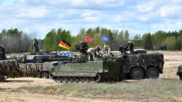 'Kaliningrad đã bị bao vây'