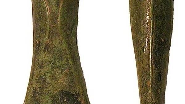 Bí ẩn chiếc rìu 3.000 năm làm từ thiên thạch khiến giới khảo cổ sững sờ