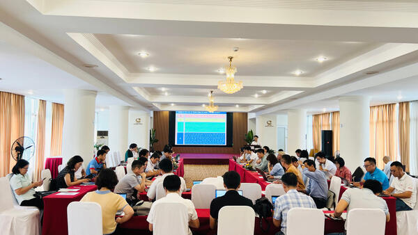 Tăng cường vai trò báo chí nhằm bảo vệ trẻ em trong thiên tai