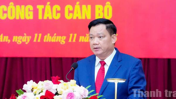 Đồng chí Nguyễn Khắc Thận được điều động, chỉ định giữ chức Bí thư Tỉnh ủy Nghệ An